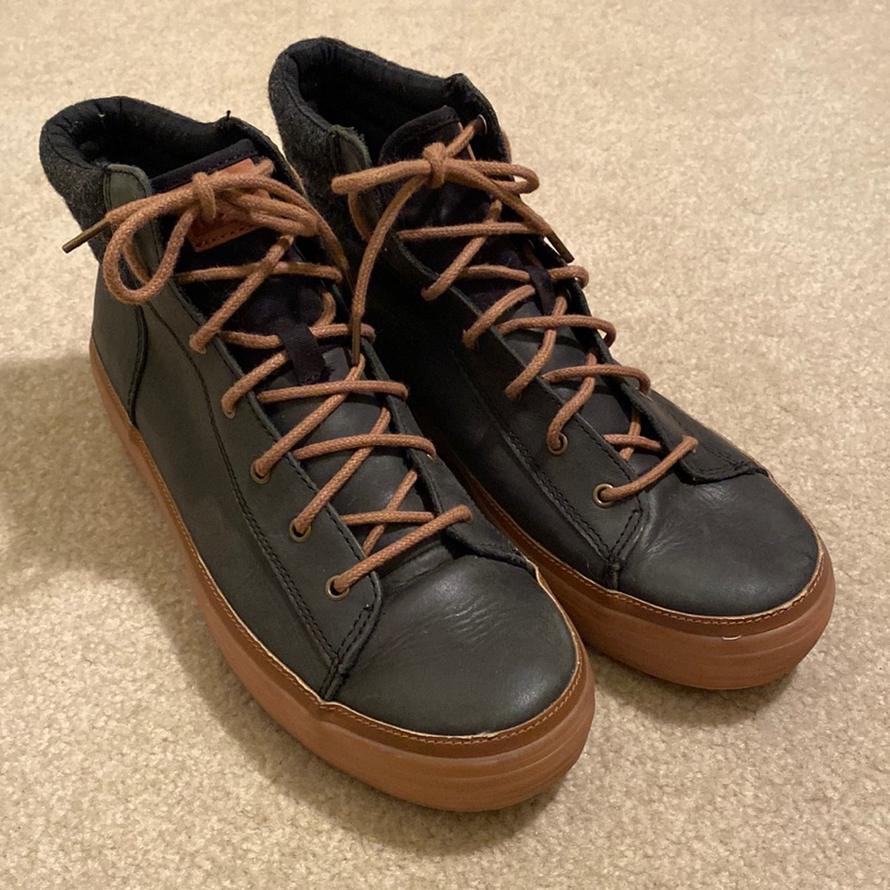 Keds Green Leather High Top Platform Sneakers Size 8.5 Wool-Blend Collar